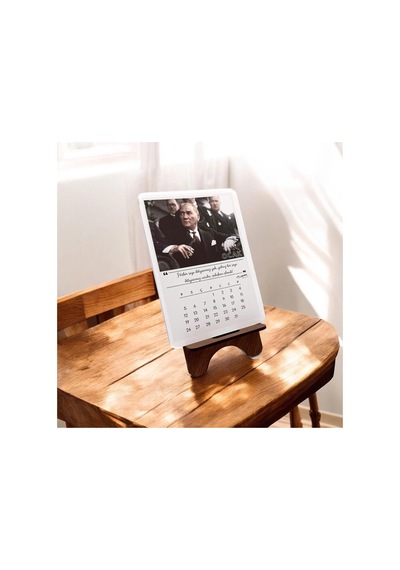 2026 Takvim - Mustafa Kemal Atatürk Fotoğraflı Standlı Masaüstü Takvim- Ahşap Telefon Tutucu