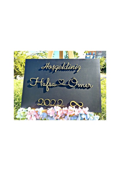 Kişiye Özel 50x70 Siyah Ahşap Üzerine Gold Ahşap Karşılama Panosu Altın - Siyah