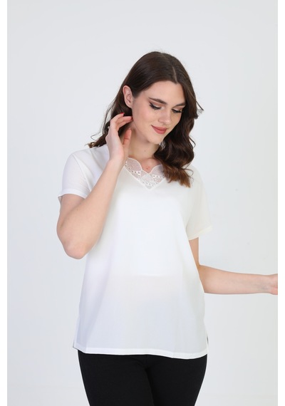 Ella Camelia Kadın Yakası Dantel Detaylı Bluz 20E020 Ekru