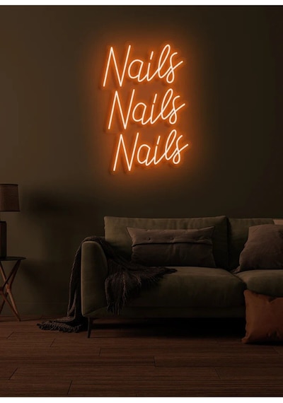 Nails Nails Nails Yazılı Neon Tabela Turuncu
