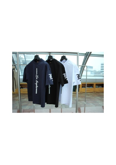 Wild Wood Garment Wild Wood "la Street" Dikey Baskılı Ve Kol Nakışlı Premium Oversize T-shirt Siyah-nakışlı Wild Wood Garment Wild Wood "la Street" Dikey Baskılı Ve Kol Nakışlı Premium Oversize T-shirt Siyah-nakışlı