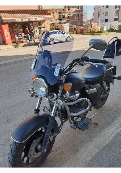 Motocam Küba Süperlight 150 Ön Cam 2008-2026 Model 53cm Füme Renkli 4mm Aparatsız