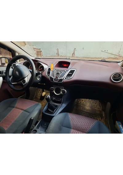 Ford Fiesta Konsol/Maun Kaplama (521803815)