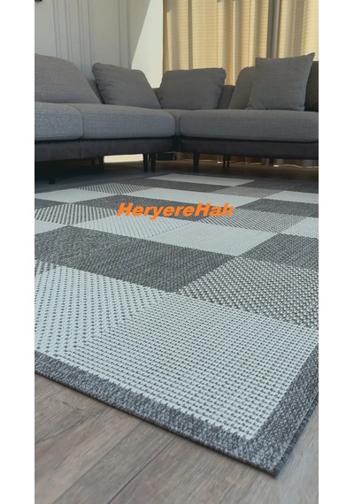 Mono Mno 01 Grey Hav Toz Vermez Kaymaz Tabanlı Şık Kilim