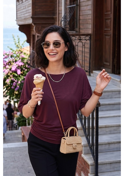 Lela Standart Fit Drape Detaylı Yarasa Kol T Shirt Bayan T Shirt 5866962 Mürdüm Lela Standart Fit Drape Detaylı Yarasa Kol T Shirt Bayan T Shirt 5866962 Mürdüm