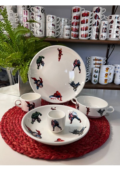 5 Parça Süper Kahramanlar Avengers Model Çocuk Bebek Yemek Takımı Çok Renkli