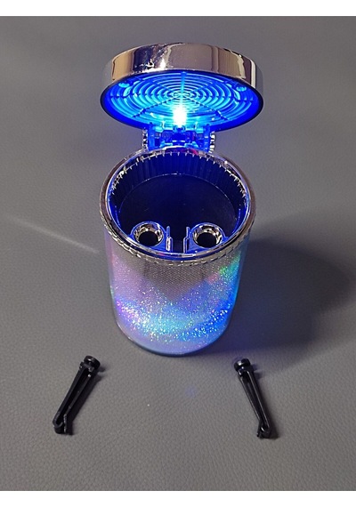 Universal 7 Renkli Rgb Led Işıklı Lüx Oto Küllük Kapaklı Spor Araç İçi Küllük Araba Küllüğü