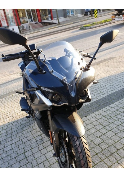 Motocam Bajaj Pulsar Rs 200 Ön Cam 2015-2026 Model 33cm Şeffaf Renkli 4mm Sportif