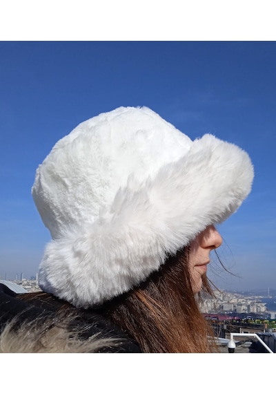 Shopiolog Pofidik Peluş Şapka Kışlık Suni Kürk Kalpak Kova Şapka Beyaz