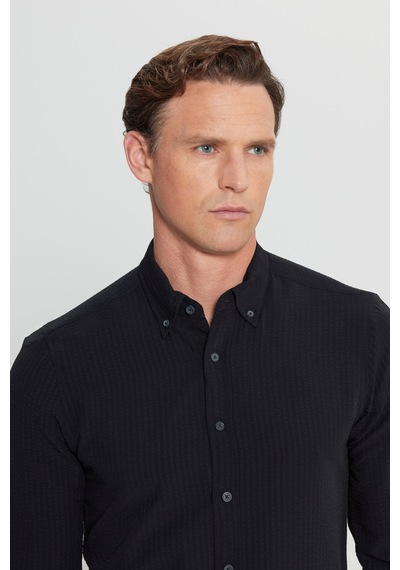 AC&Co / Altınyıldız Classics  Erkek Sıyah Slim Fit Dar Kesim Düğmeli Yaka Armürlü Gofre Desenli Gömlek Siyah