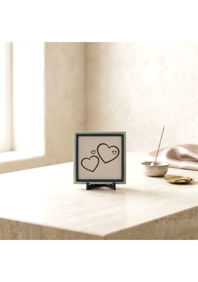 Modern Çizgilerle İkili Kalp Dekoratif Obje, Yaşam Alanlarınız İçin Özgün Ve Dengeli Tasarım 10x10cm