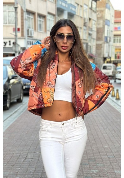 Keyifli Moda Kadın Kahverengi Desenli Kapüşonlu Kolları Fermuarlı Kısa Şişme Mont - S-m Kahverengi