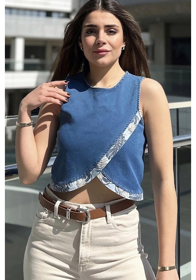WeShaya Kadın Laci Önü Çapraz Katlı, Kolsuz, Yuvarlak Yaka, Crop Kot Bluz Lacivert