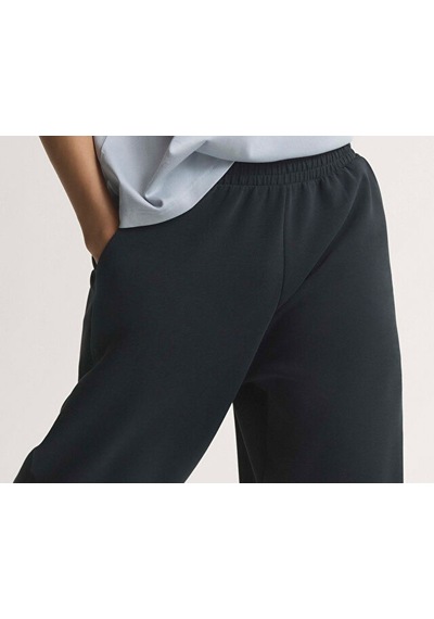 Adidas M Sl R Pt Erkek Günlük Eşofman Altı Ks5568 Siyah Adidas M Sl R Pt Erkek Günlük Eşofman Altı Ks5568 Siyah