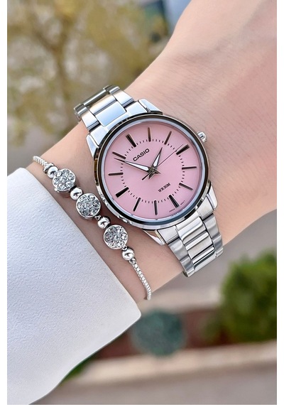 Casio Csıste174 Kadın Kol Saati