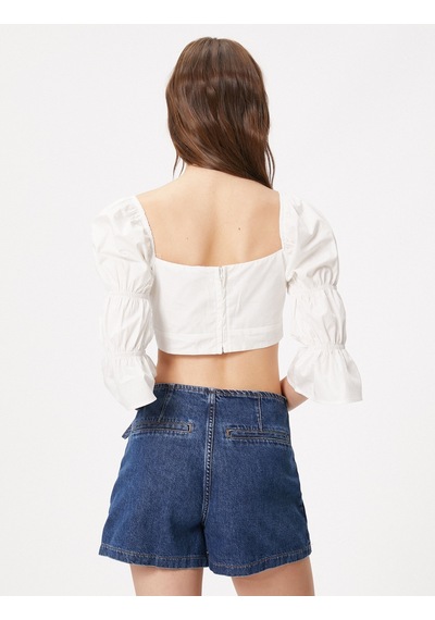 Koton Crop Bluz Kare Yaka Arkası Dekolteli Uzun Kollu Büzgü Detaylı Pamuklu Kırık Beyaz 3sal60232ıw 3SAL60232IW001 Koton Crop Bluz Kare Yaka Arkası Dekolteli Uzun Kollu Büzgü Detaylı Pamuklu Kırık Beyaz 3sal60232ıw 3SAL60232IW001