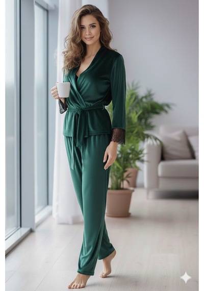 Juwana Lüks Kadife Dantel Detaylı Şık Kuşaklı Sabahlık & Pijama Takımı Siyah Juwana Lüks Kadife Dantel Detaylı Şık Kuşaklı Sabahlık & Pijama Takımı Siyah