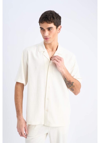 Defacto Relax Fit Polo Yaka Pamuklu Yazlık Kısa Kollu Gömlek D8875ax25smbg686 Bej