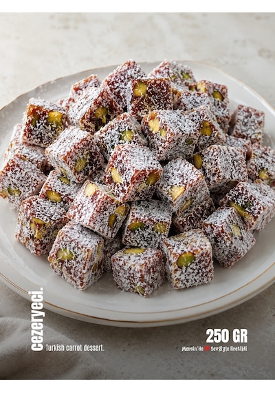 Cezeryeci Antep Fıstıklı Küp Cezerye 250 G