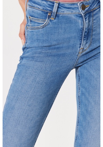 Lee Foreverfit Skinny Fit Dar Kesim Yüksek Bel Çok Dar Paça Mavi Kadın Esnek Jean Denim Kot Pantolon L32SOVD44 Açık Mavi