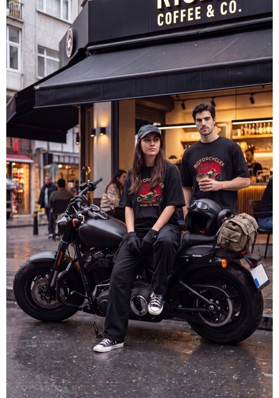 Black Nova Oversize Baskılı Unisex %100 Pamuk T-shirt Red Classic Siyah
