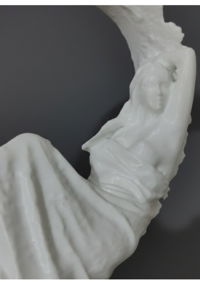 Sanatsal Halka Figür Dekorasyonu - Kadın Figürlü - 3d Baskı 18 Cm 18 X 12