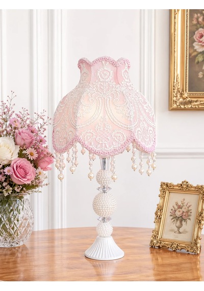 Pudra Pembe Kadife Fransız Dantel İşlemeli Başlık İnci Ayaklı Klasik Vintage Abajur