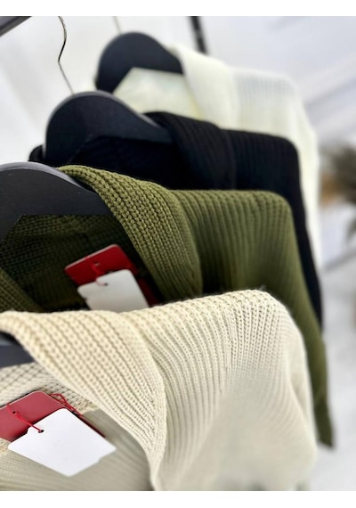 Elku Moda Hırka Örgülü Şal Yaka Cepli Lazer Kesim Yırtık Detaylı Tüylenmez Örgü Triko Hırka Krem Elku Moda Hırka Örgülü Şal Yaka Cepli Lazer Kesim Yırtık Detaylı Tüylenmez Örgü Triko Hırka Krem