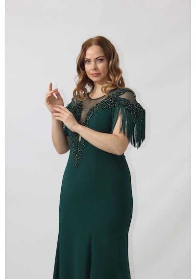 Moda Berray 80099 İşlemeli Püsküllü Büyük Beden Uzun Abiye Siyah Yeşil