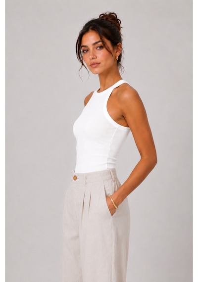 Parshey Kadın Halter Yaka Body Fit Kalıp Basic Rahat & Günlük Kullanım Beyaz