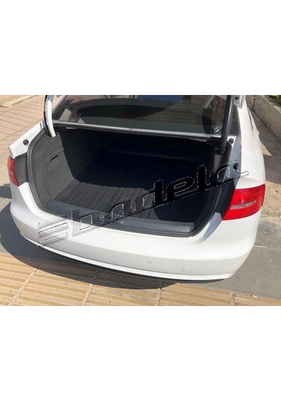 Audi A4 Bagaj Havuzu Bagaj Koruma Sert Plastik Kavucuk 3d Paspas