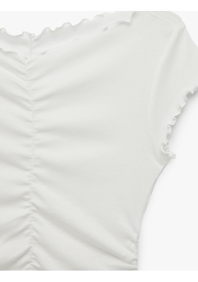 Koton Pamuklu Slim Fit Kısa Kollu V Yaka Büzgülü Tişört Ekru 6sal10913ık