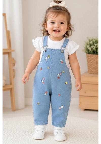 Altıntaş Baby Renkli Çiçek Nakışlı Kot Görünümlü Örme Kumaş Yazlık T-shirt 2li Salopet Set Beyaz Beyaz Altıntaş Baby Renkli Çiçek Nakışlı Kot Görünümlü Örme Kumaş Yazlık T-shirt 2li Salopet Set Beyaz Beyaz