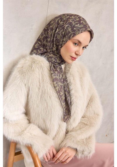 Silk Home Pamuk Polyester Soft Eşarp Soluk Mor Çiçek Desenli Kaymaz Dokulu 90x90 Çok Renkli