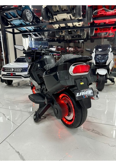 Öykü Bebek Dünyası Akülü Motor 2-8 Yaş Siyah