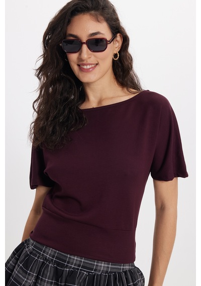 Tudors Kadın Slim Fit Dar Kesim Kısa Kollu Kayık Yaka Mürdüm Tişört-50568