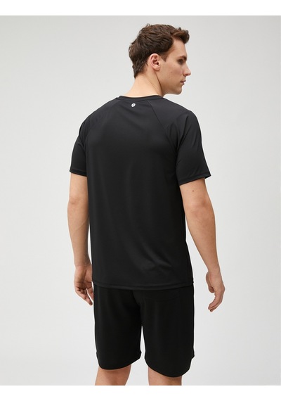 Koton Spor Tişört Slogan Baskılı Bisiklet Yaka Reglan Kol Siyah 3Sam10075Nk 3Sam10075Nk999 Siyah Koton Spor Tişört Slogan Baskılı Bisiklet Yaka Reglan Kol Siyah 3Sam10075Nk 3Sam10075Nk999 Siyah