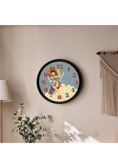 Retro Pin-up Kadın Tasarımlı Dekoratif Duvar Saati 28 Cm Sessiz Mekanizma Çok Renkli