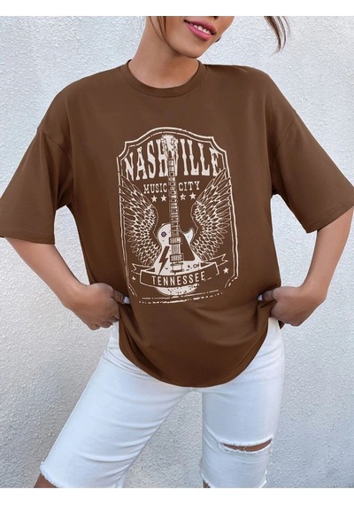 Flood Of Style Kadın Kahverengi Nashvılle Baskılı Oversize Bisiklet Yaka Tişört