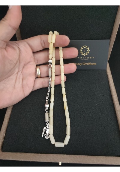 Kadife Vıp Kutulu Gümüş Püsküllü Hatasız 11.45 Gr. Baltık Kraliçe Kaya Damla Sertifikalı 8303