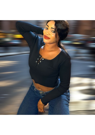 İbeeka Yeni Sezon Havuz Yaka Kesim Çıtçıt Yakalı Pamuk Kaşkorse Crop Body / Bluz Siyah Renk Siyah İbeeka Yeni Sezon Havuz Yaka Kesim Çıtçıt Yakalı Pamuk Kaşkorse Crop Body / Bluz Siyah Renk Siyah