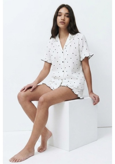Norcia Sports Kadın Desenli Trend Beyaz Pijama Takımı Çok Renkli - 929322163 Çok Renkli - 929322163 Çok Renkli Norcia Sports Kadın Desenli Trend Beyaz Pijama Takımı Çok Renkli - 929322163 Çok Renkli - 929322163 Çok Renkli