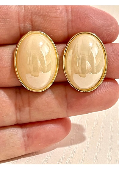 Lüks Minimal Oval Küpe Krem Ton Şık Ve Hafif Tasarım