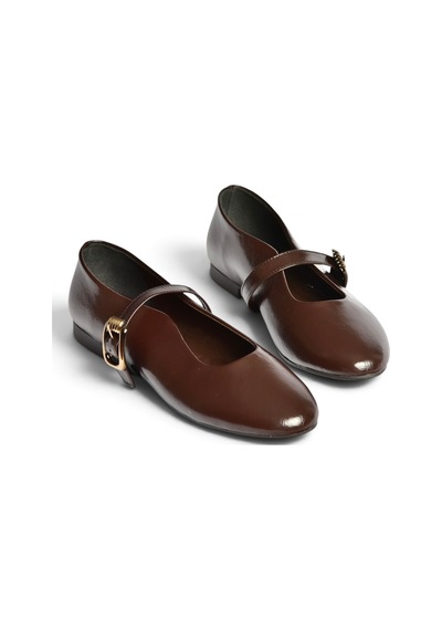 Fox Shoes Z820655260 Kahverengi Rustik Kadın Babet