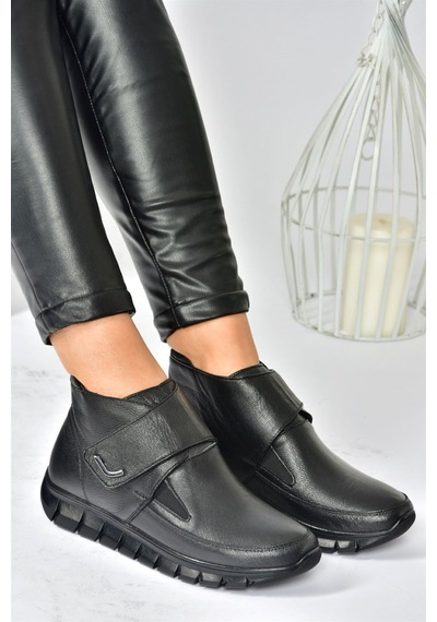 Fox Shoes Siyah Hakiki Deri Comfort Ortopedik Taban Kadın Bot N555361003 Siyah