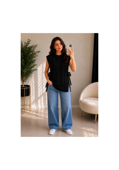 Hira Life Fashion Kadın Bisiklet Yaka Yanları Açık Bağcıklı Oversize Triko Süveter Siyah Siyah Hira Life Fashion Kadın Bisiklet Yaka Yanları Açık Bağcıklı Oversize Triko Süveter Siyah Siyah