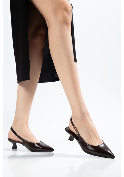 Suins Shoes Suins Monica Model Kadın Mini Topuklu Lastikli Stiletto Ayakkabı Kahverengi Suins Shoes Suins Monica Model Kadın Mini Topuklu Lastikli Stiletto Ayakkabı Kahverengi