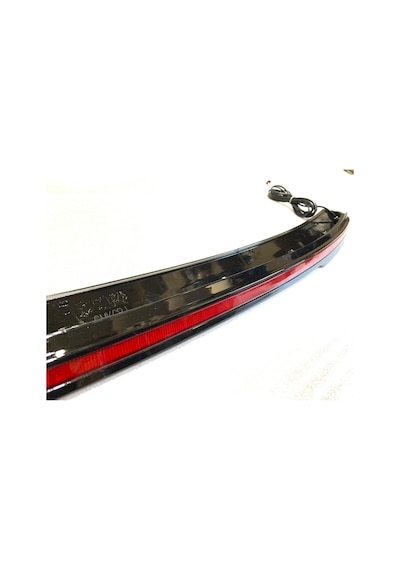 Volkswagen Passat Uyumlu Yedek Parça B8 İçin Uyumlu Led Spoiler