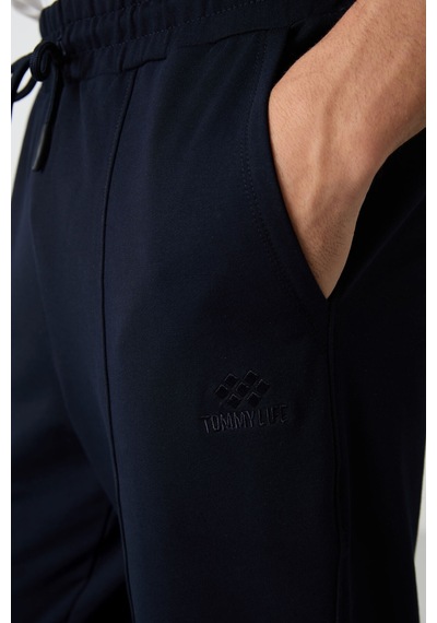 Tommy Life Lacivert Pamuklu Yumuşak Dokulu Comfort Fit Nakışlı Erkek Jogger - 82123 Lacivert