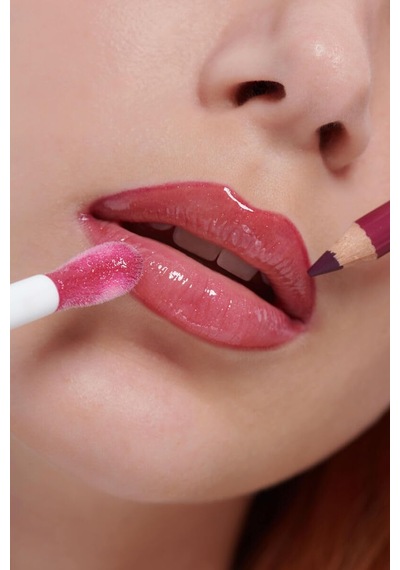 Pastel Profashion Plumping Gloss 207 + Pastel Contour Liner Dudak Parlatıcı 52 Sku: Smg8690010422118 Diğer